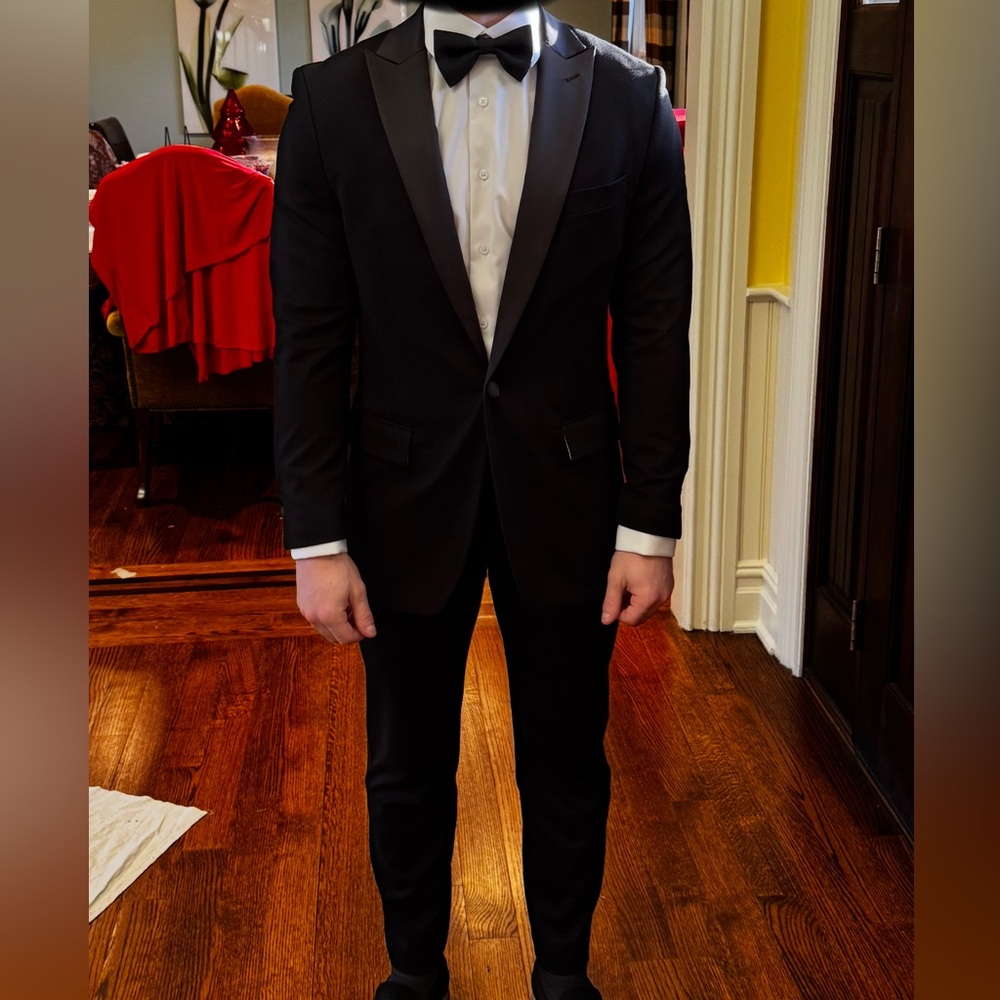 State & Liberty Performance Tuxedo Suit 40R Jacket + Pants – Black, Athletic Fit